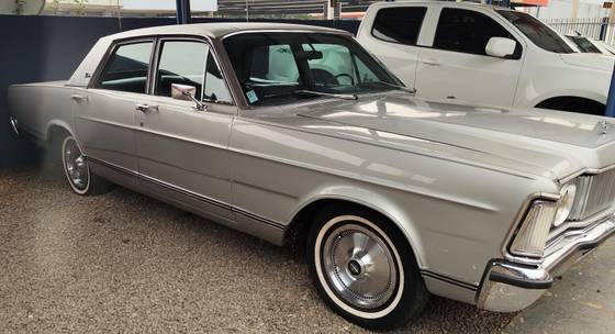 FORD GALAXIE LANDAU GASOLINA 4P AUTOMÁTICO